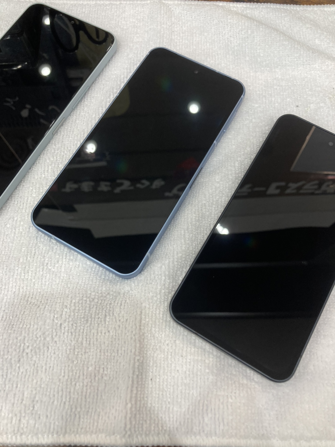 画面保護剤でスマホ保護！ガラスコーティング施工も承っています